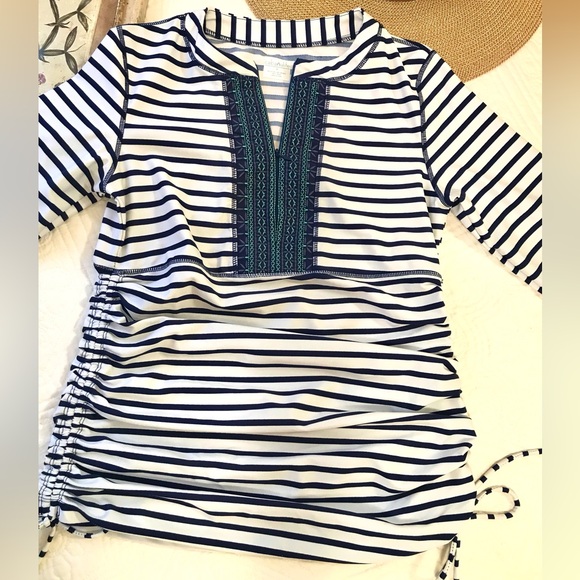 Cabana Life Embroidered Ruched Rash Guard - Picture 4 of 16